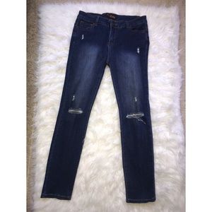 Skinny Blue Jeans with rips in the knee!